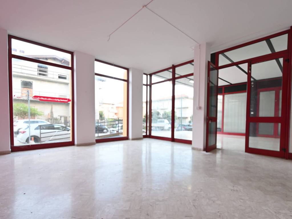 negozio in vendita a Roseto degli Abruzzi in zona Campo a Mare