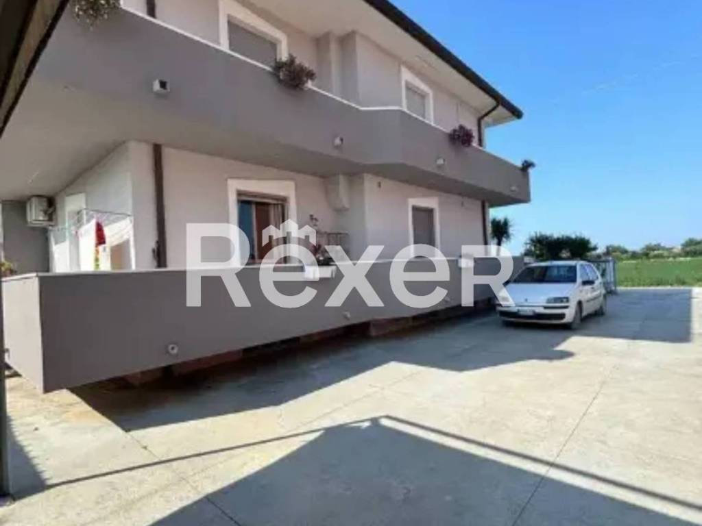 appartamento in vendita a Roseto degli Abruzzi in zona Cologna Spiaggia