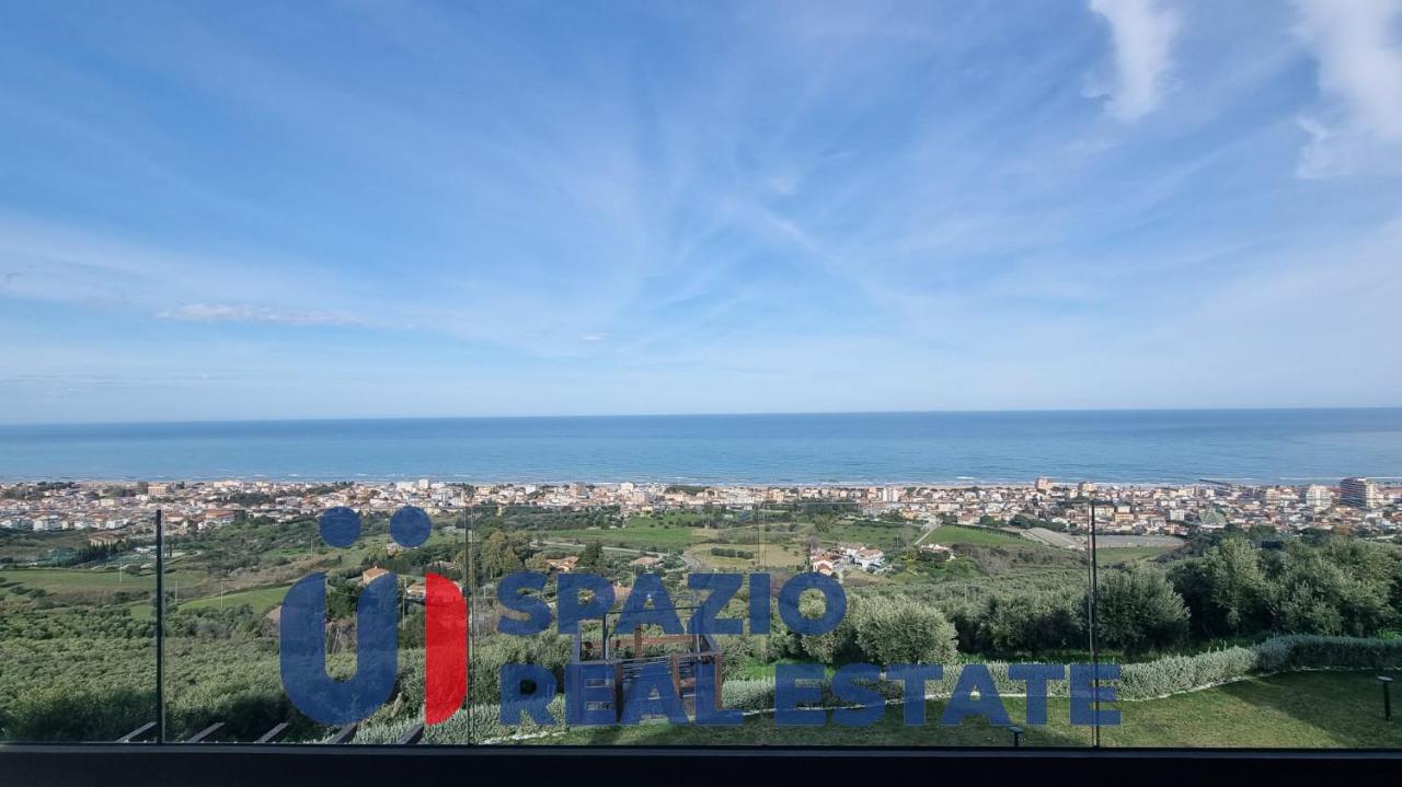 casa indipendente in vendita a Roseto degli Abruzzi