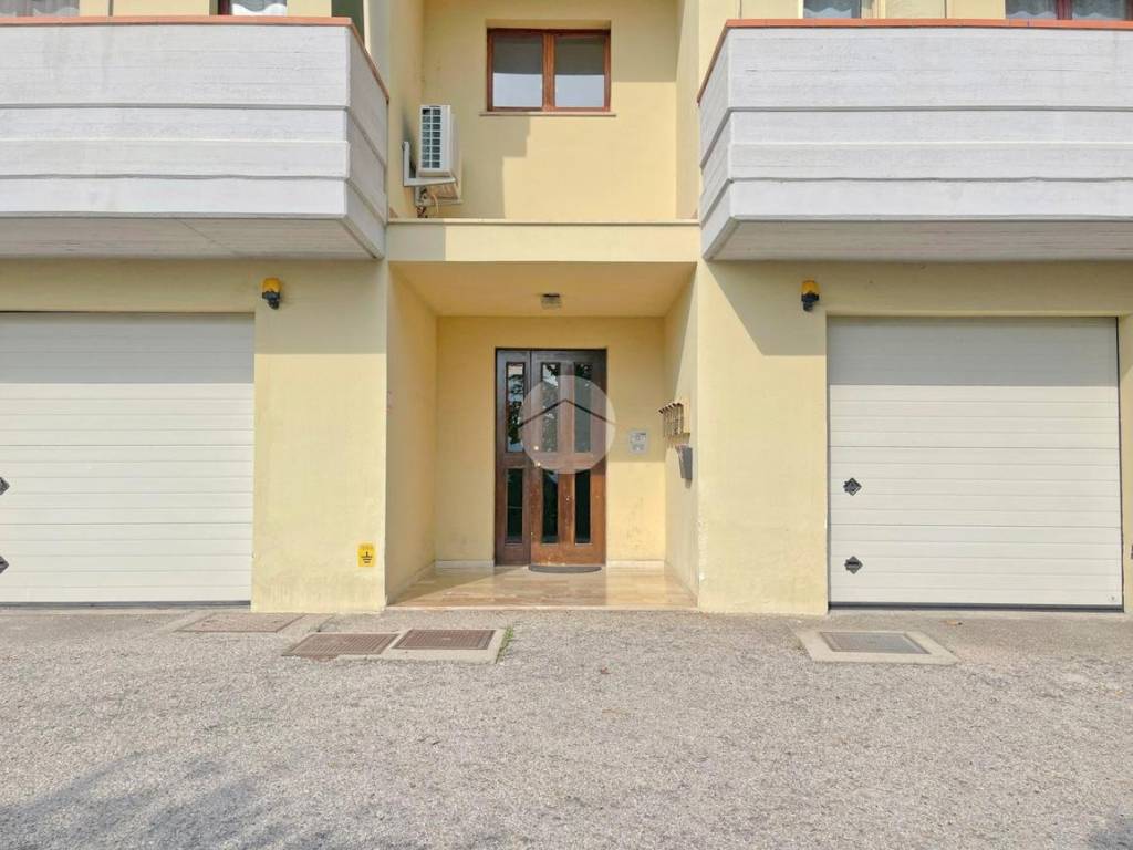 appartamento in vendita a Roseto degli Abruzzi in zona Campo a Mare