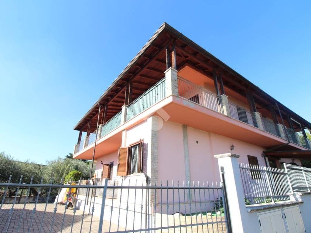 appartamento in vendita a Roseto degli Abruzzi in zona San Giovanni