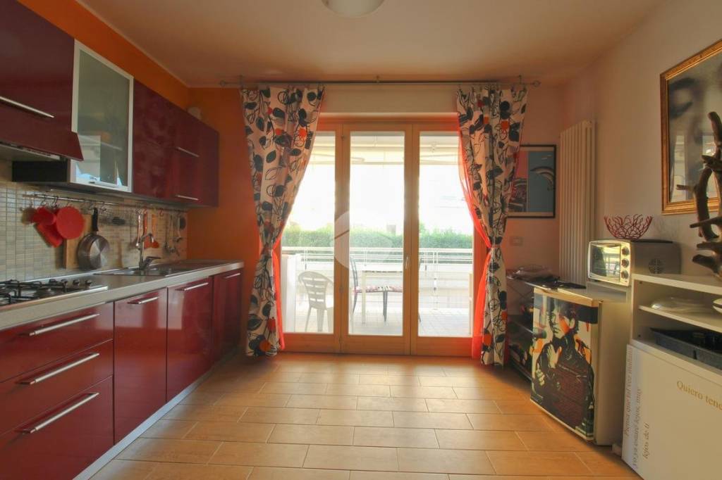 appartamento in vendita a Roseto degli Abruzzi in zona Cologna Spiaggia