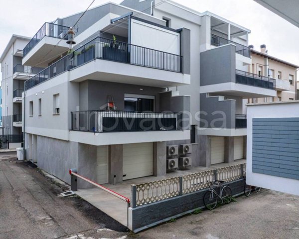 appartamento in vendita a Roseto degli Abruzzi