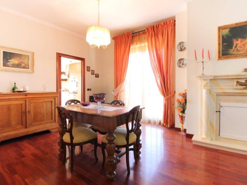 appartamento in vendita a Roseto degli Abruzzi in zona Palazzese