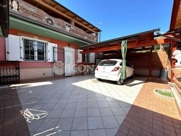 casa indipendente in vendita a Roseto degli Abruzzi in zona Cologna Spiaggia