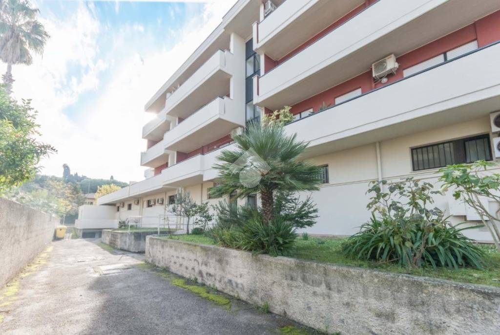 casa indipendente in vendita a Roseto degli Abruzzi