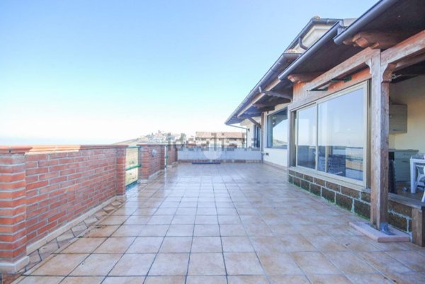 appartamento in vendita a Roseto degli Abruzzi in zona Cologna Paese