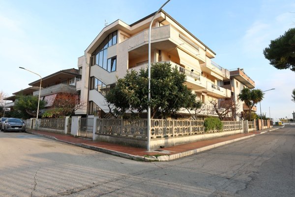 appartamento in vendita a Roseto degli Abruzzi