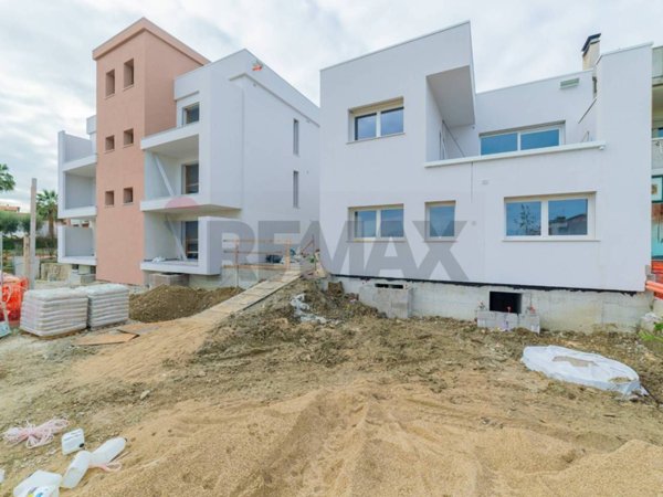 appartamento in vendita a Roseto degli Abruzzi in zona Cologna Spiaggia