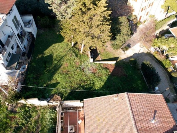 terreno edificabile in vendita a Roseto degli Abruzzi