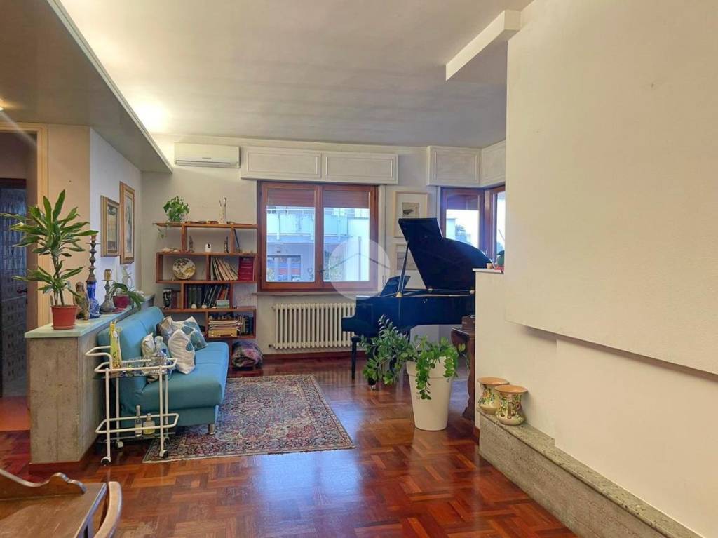 appartamento in vendita a Roseto degli Abruzzi