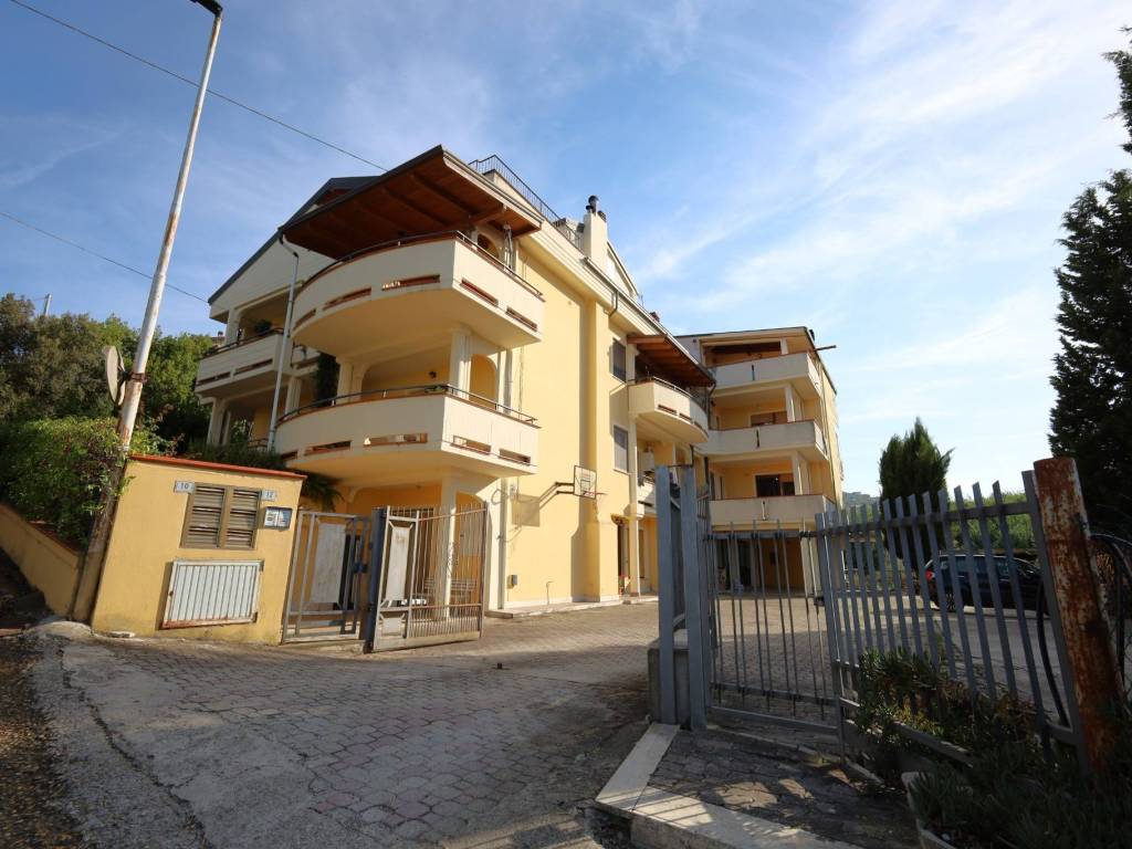 appartamento in vendita a Roseto degli Abruzzi