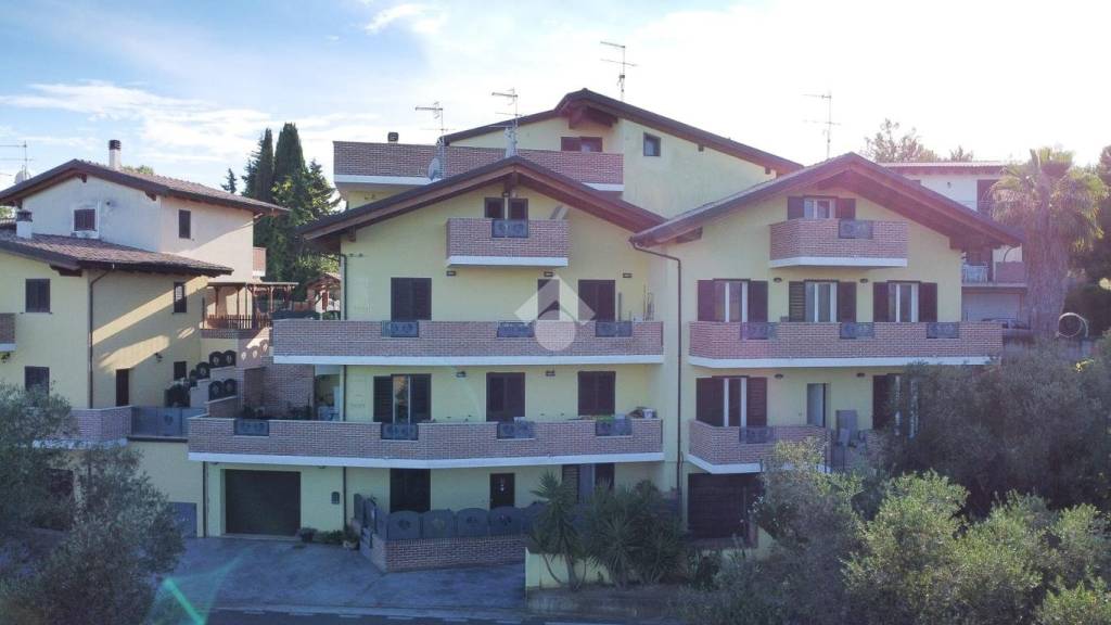 appartamento in vendita a Roseto degli Abruzzi in zona Voltarrosto
