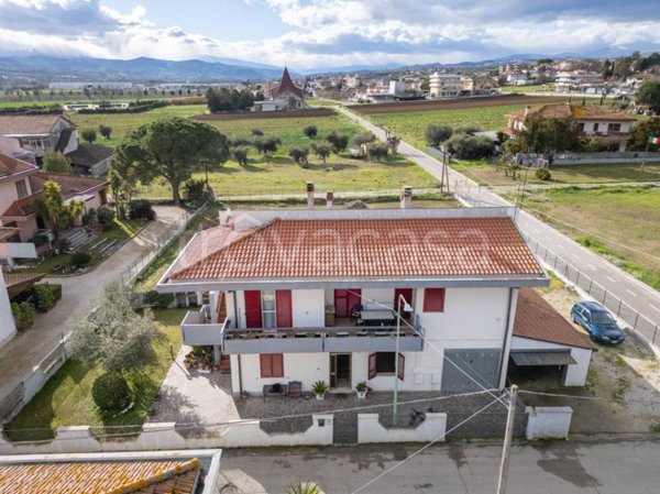 appartamento in vendita a Roseto degli Abruzzi in zona Santa Lucia