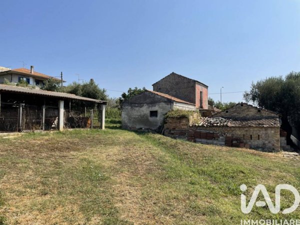 casa indipendente in vendita a Roseto degli Abruzzi