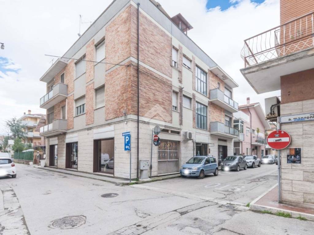 appartamento in vendita a Roseto degli Abruzzi