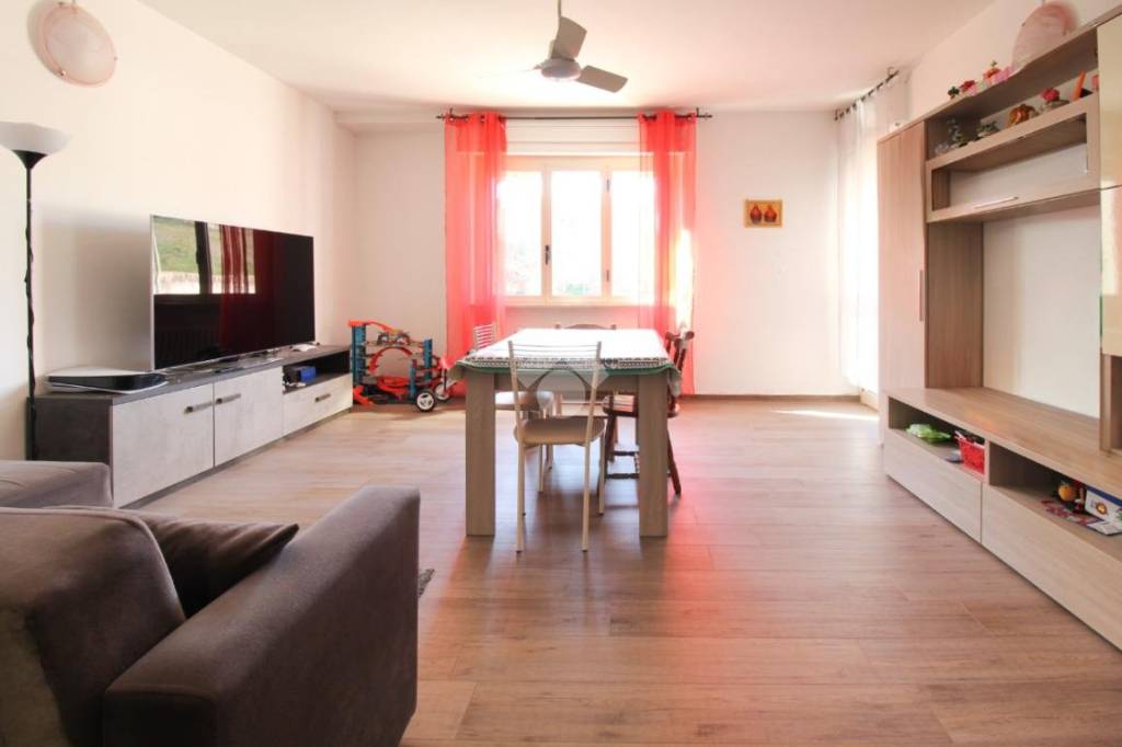 appartamento in vendita a Roseto degli Abruzzi in zona San Giovanni