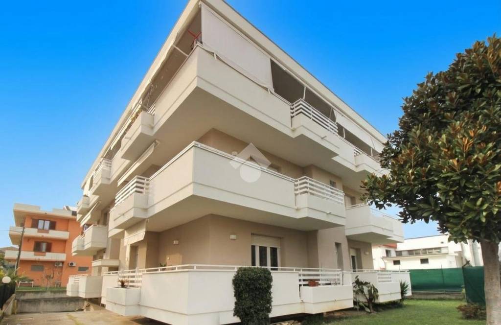 appartamento in vendita a Roseto degli Abruzzi in zona Campo a Mare