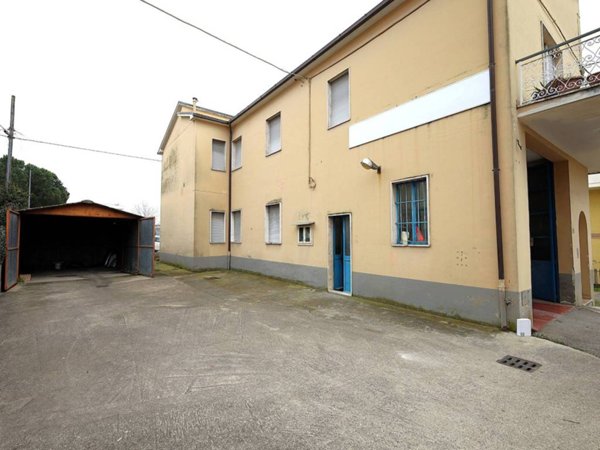 appartamento in vendita a Roseto degli Abruzzi in zona Santa Lucia