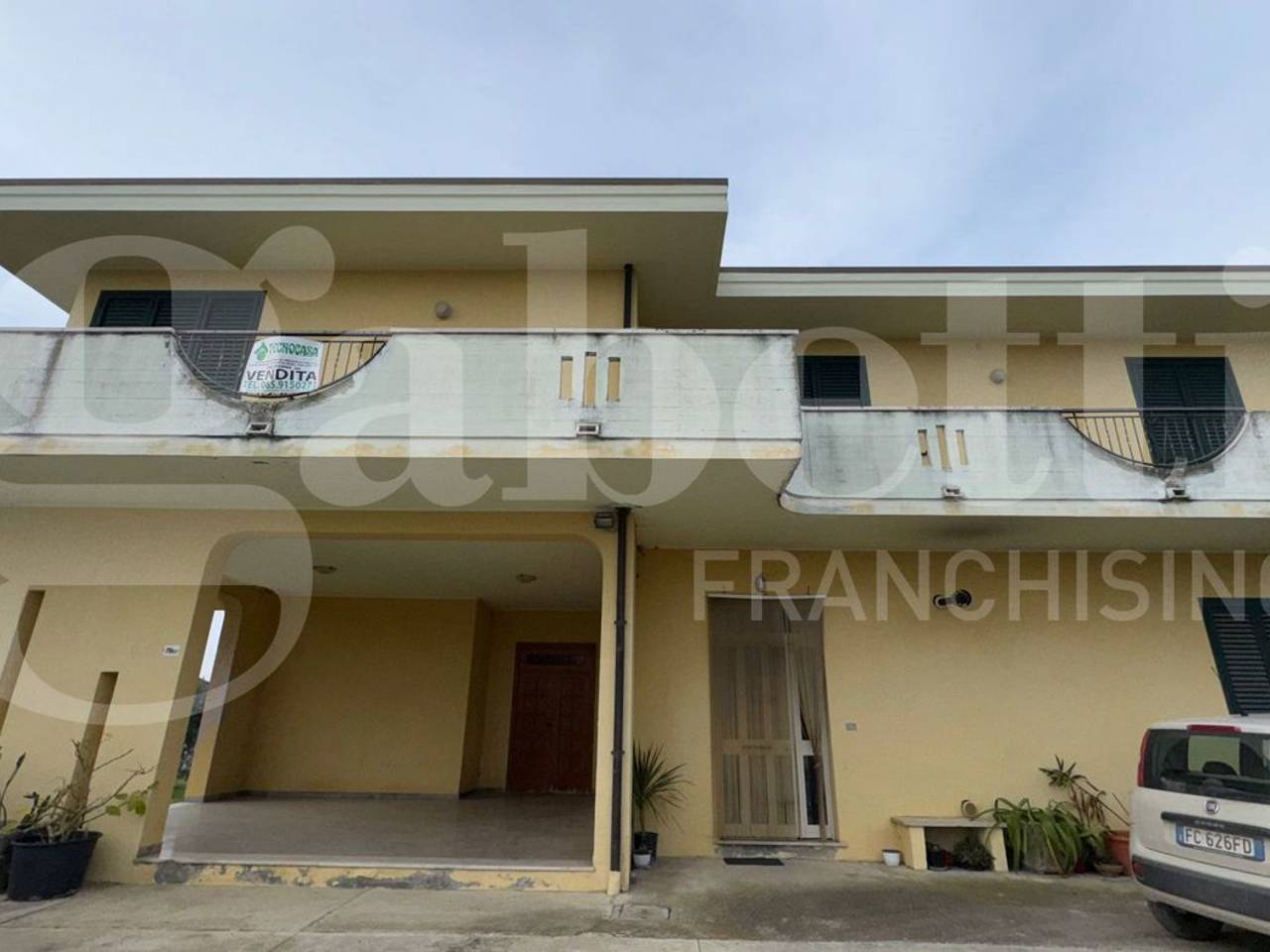 casa indipendente in vendita a Roseto degli Abruzzi