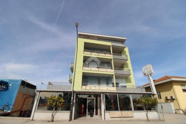 casa indipendente in vendita a Roseto degli Abruzzi