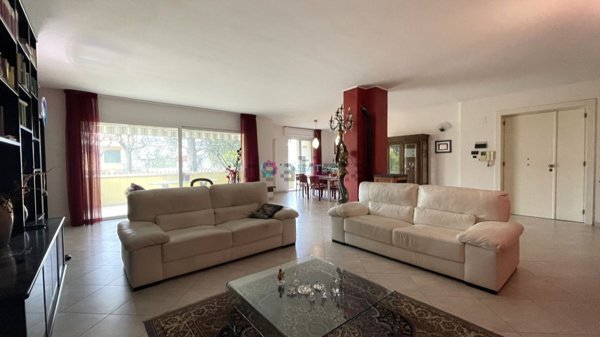 appartamento in vendita a Roseto degli Abruzzi in zona Voltarrosto