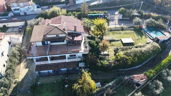 appartamento in vendita a Roseto degli Abruzzi in zona Cologna Paese