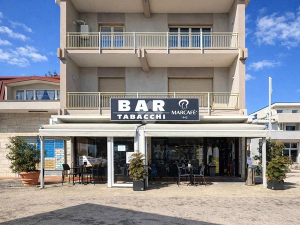 negozio in vendita a Roseto degli Abruzzi in zona Campo a Mare