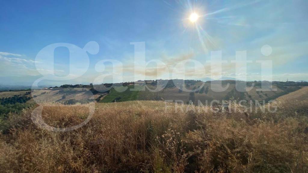 casa indipendente in vendita a Roseto degli Abruzzi in zona Montepagano