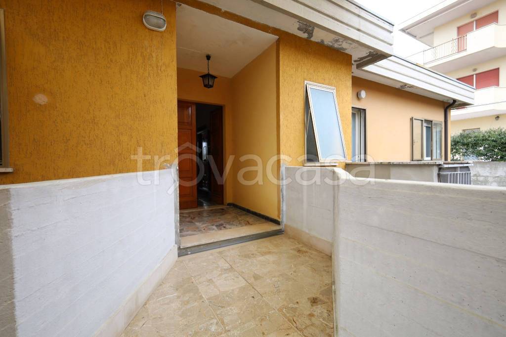 appartamento in vendita a Roseto degli Abruzzi in zona Montepagano
