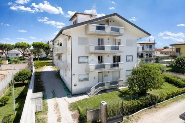 appartamento in vendita a Roseto degli Abruzzi in zona Campo a Mare