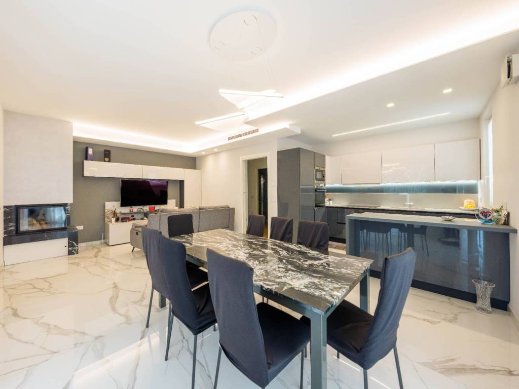 casa indipendente in vendita a Roseto degli Abruzzi