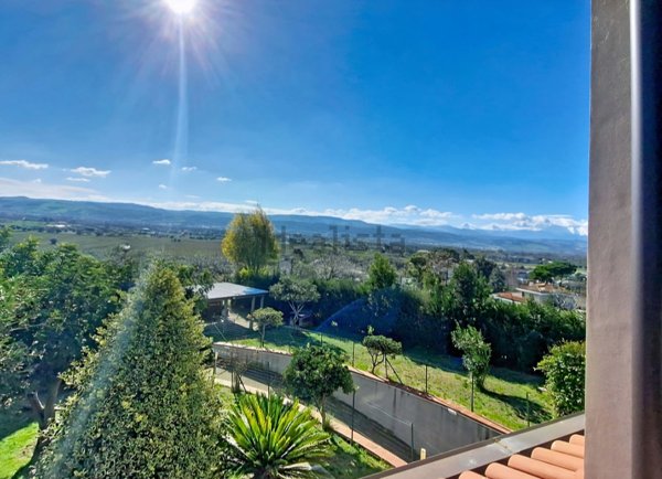 casa indipendente in vendita a Roseto degli Abruzzi
