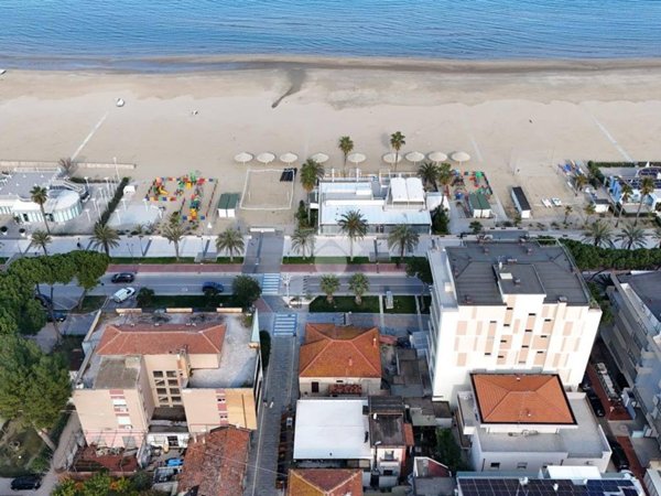 casa indipendente in vendita a Roseto degli Abruzzi