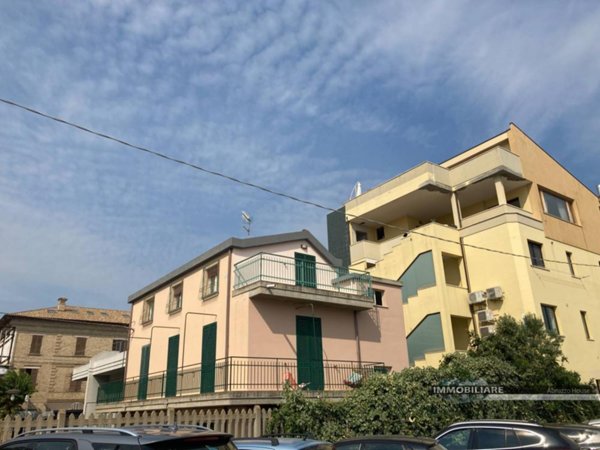 casa indipendente in vendita a Roseto degli Abruzzi