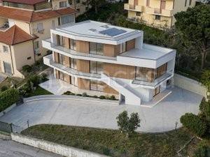 casa indipendente in vendita a Roseto degli Abruzzi in zona Montepagano