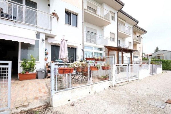 casa indipendente in vendita a Roseto degli Abruzzi in zona Montepagano