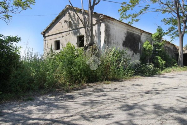 casale in vendita a Roseto degli Abruzzi