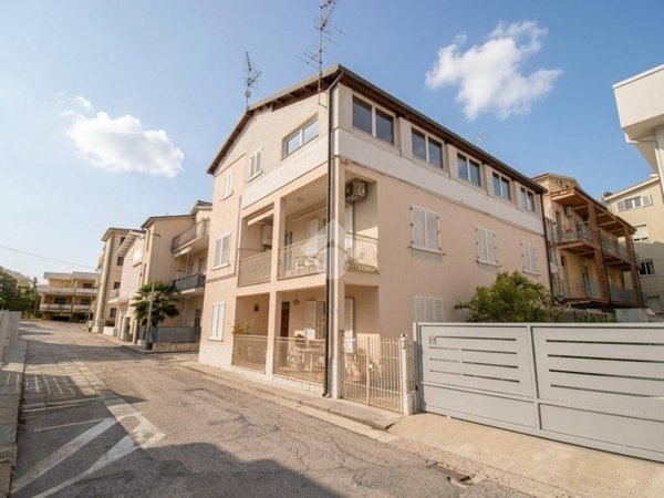 appartamento in vendita a Roseto degli Abruzzi