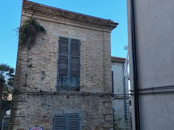 casa indipendente in vendita a Roseto degli Abruzzi