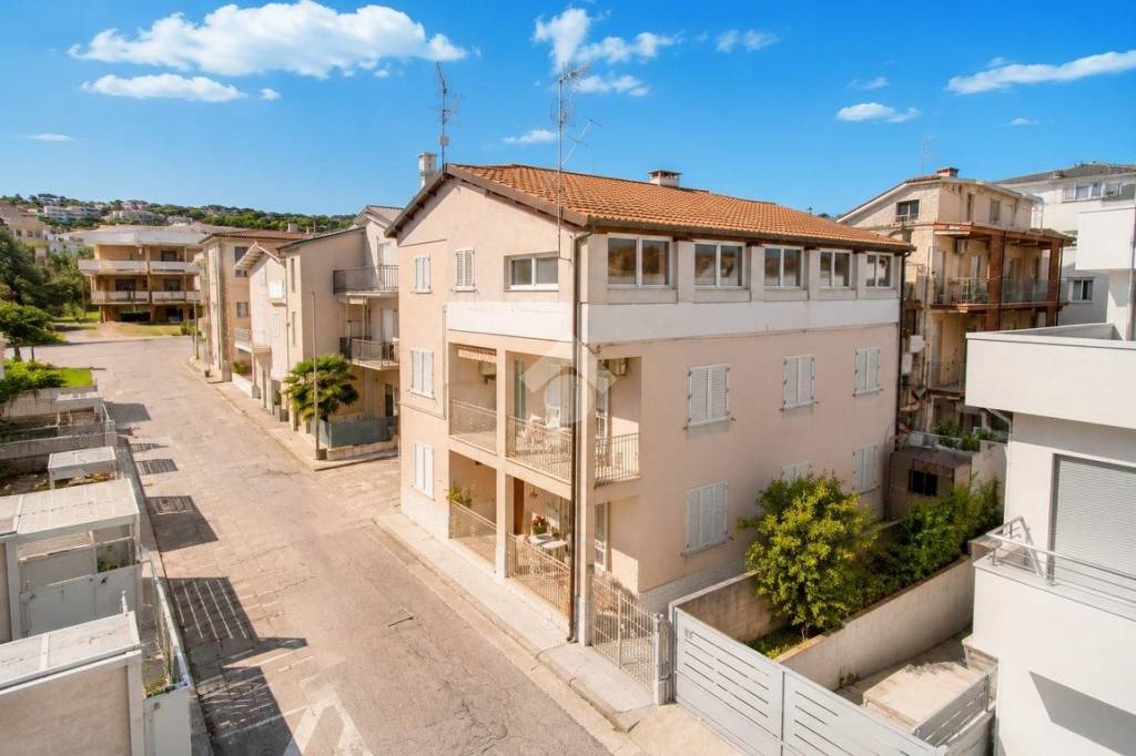 appartamento in vendita a Roseto degli Abruzzi