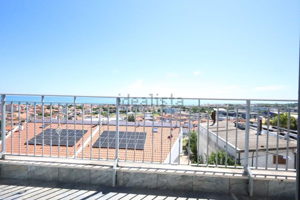 appartamento in vendita a Roseto degli Abruzzi in zona Campo a Mare
