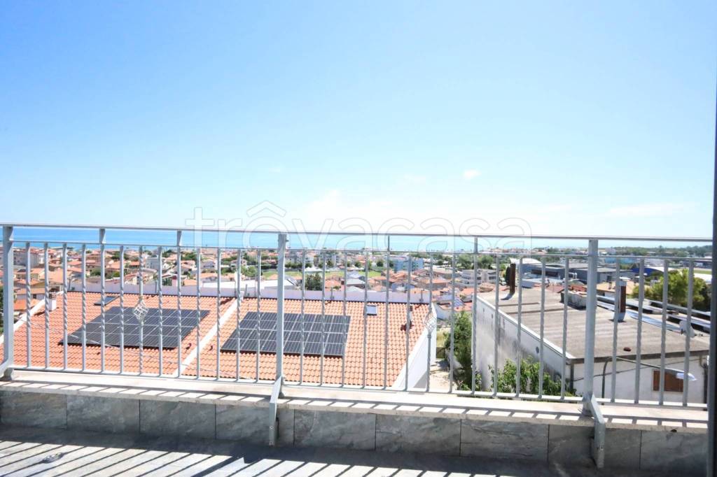 appartamento in vendita a Roseto degli Abruzzi