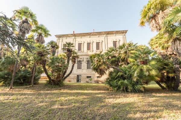 casa indipendente in vendita a Roseto degli Abruzzi in zona Campo a Mare