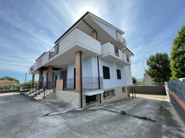appartamento in vendita a Roseto degli Abruzzi in zona San Giovanni
