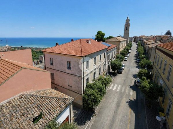 casa indipendente in vendita a Roseto degli Abruzzi in zona Montepagano