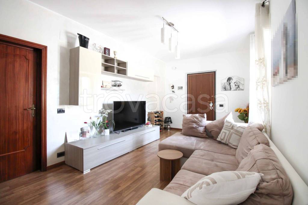 casa indipendente in vendita a Roseto degli Abruzzi in zona Cologna Paese