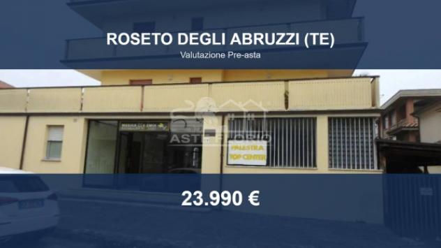 negozio in vendita a Roseto degli Abruzzi