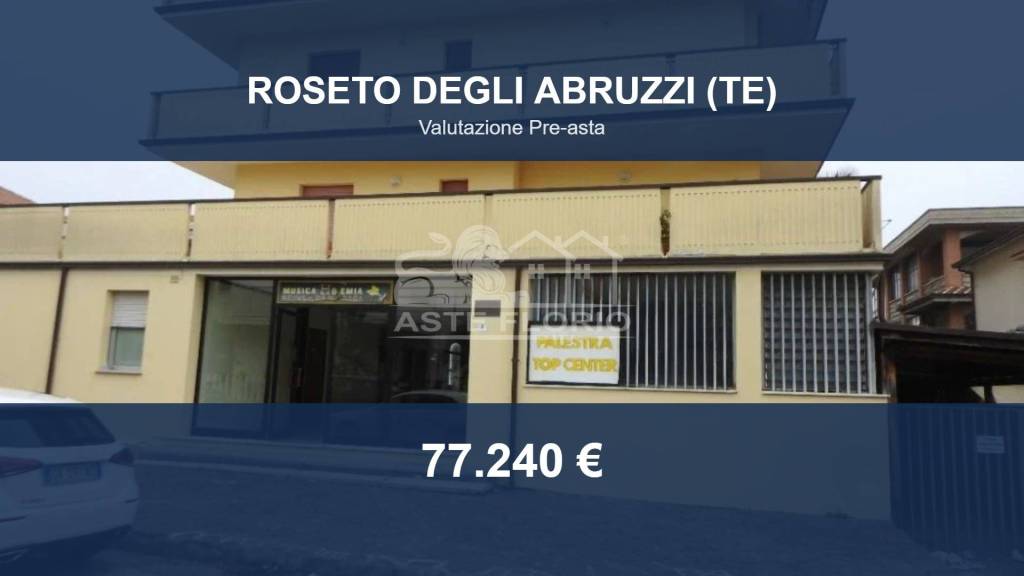 locale commerciale in vendita a Roseto degli Abruzzi