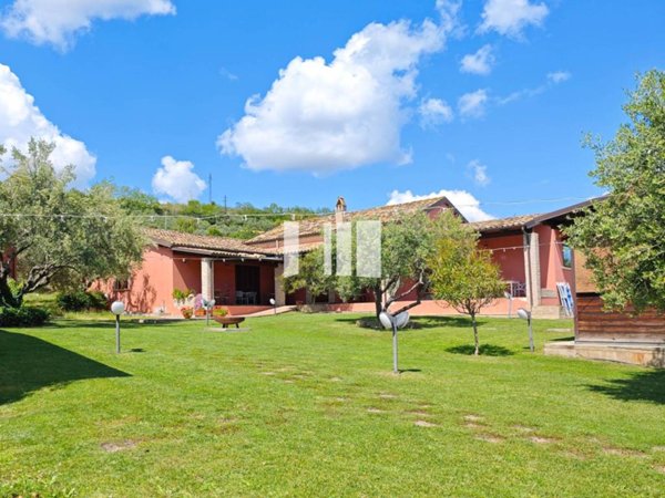 casa indipendente in vendita a Roseto degli Abruzzi in zona Cologna Paese